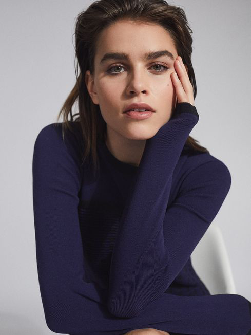 REISS ELSIE TEXTURED KNITTED MINI DRESS - Picture 8 of 9
